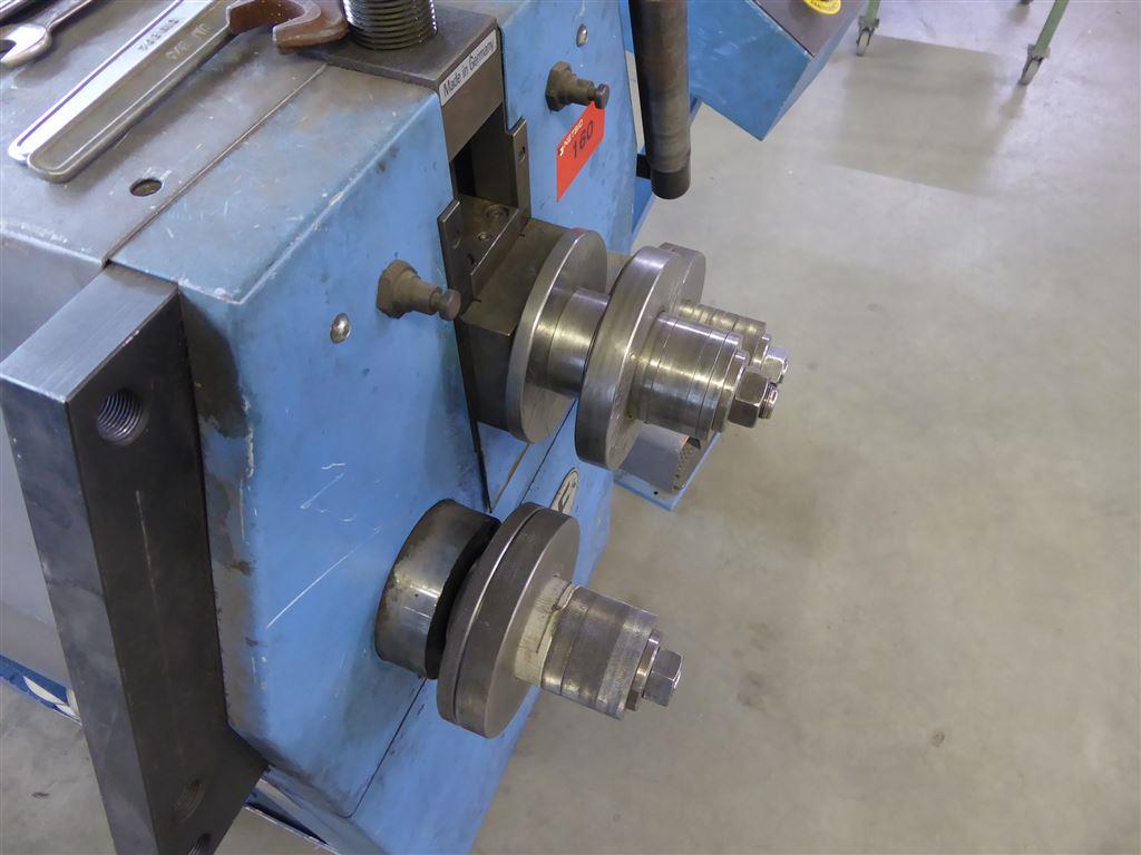 Equipamento operacional e comercial no domínio da construção em aço e metal, tecnologia de soldadura<br>-3