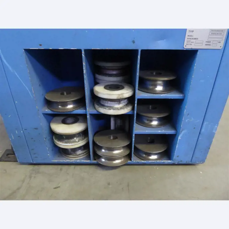 Equipamento operacional e comercial no domínio da construção em aço e metal, tecnologia de soldadura<br>-4