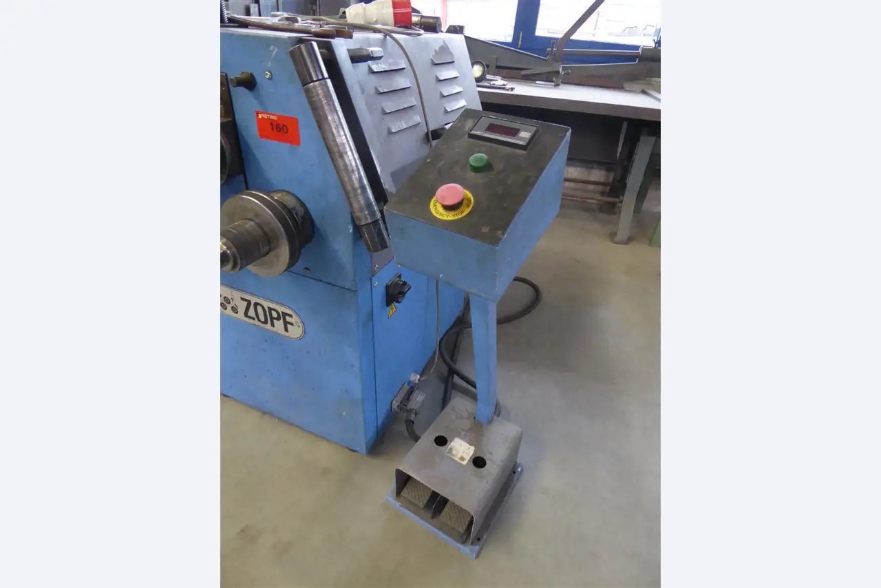 Equipamento operacional e comercial no domínio da construção em aço e metal, tecnologia de soldadura<br>-7