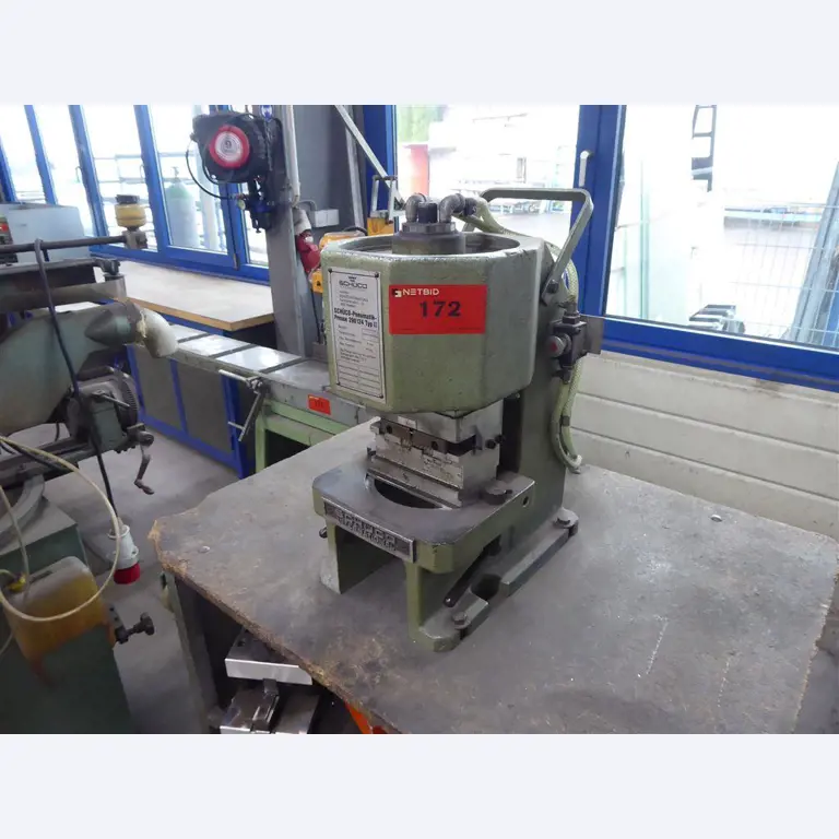 Betriebs- und Geschäftsausstattung aus dem Bereich Stahl- und Metallbau, Schweißtechnik<br>-2