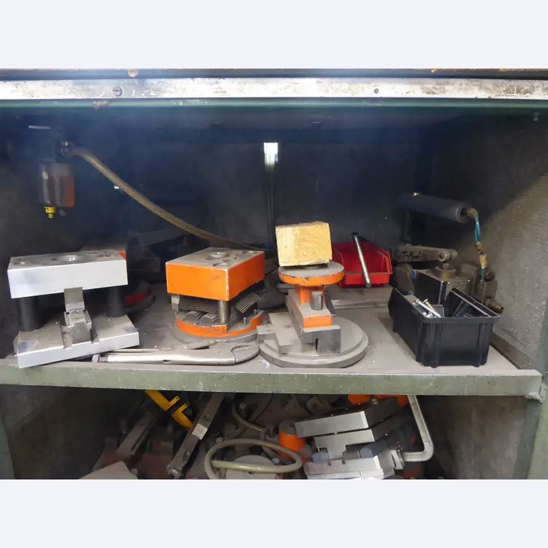 Betriebs- und Geschäftsausstattung aus dem Bereich Stahl- und Metallbau, Schweißtechnik<br>-4