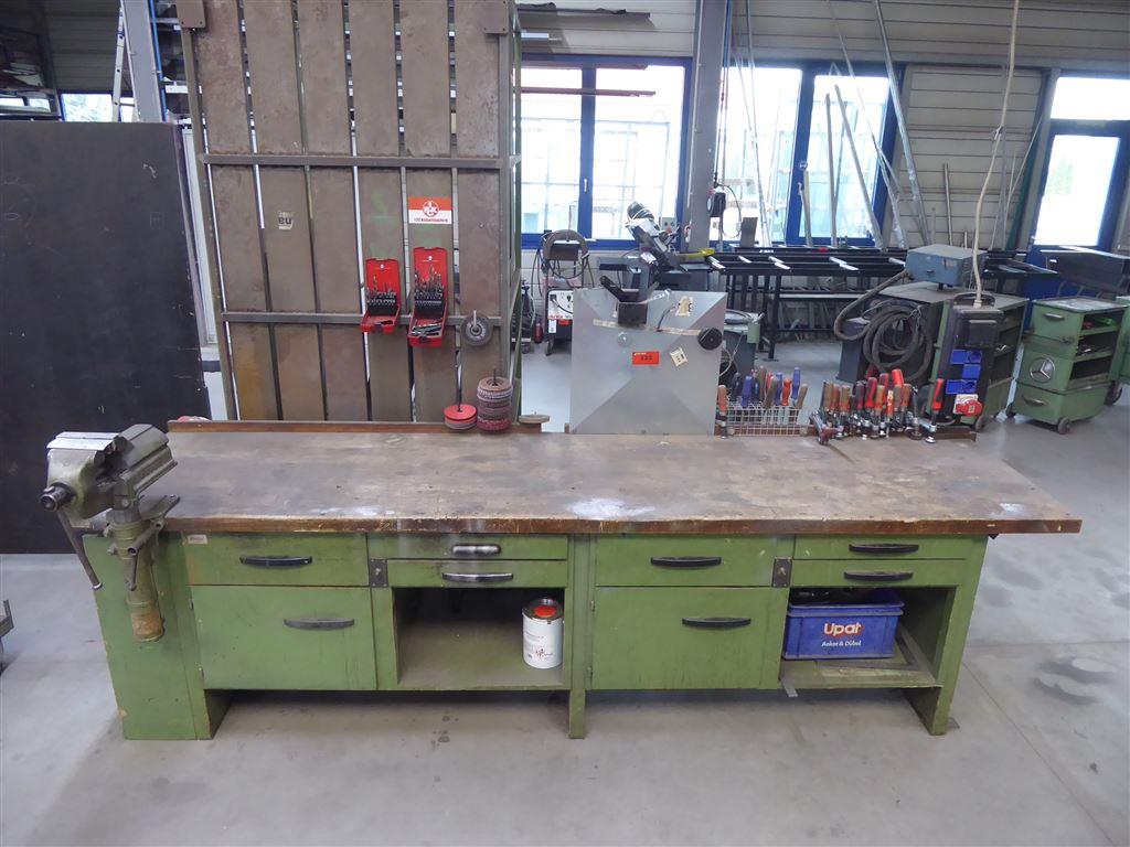 Betriebs- und Geschäftsausstattung aus dem Bereich Stahl- und Metallbau, Schweißtechnik<br>-1