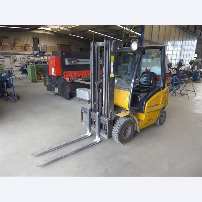 Equipamento operacional e comercial no domínio da construção em aço e metal, tecnologia de soldadura<br>-1