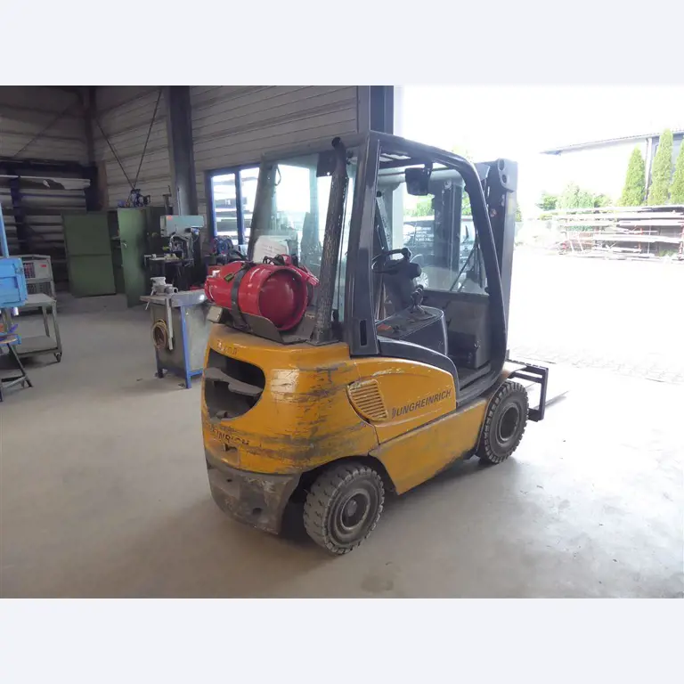 Equipamento operacional e comercial no domínio da construção em aço e metal, tecnologia de soldadura<br>-3