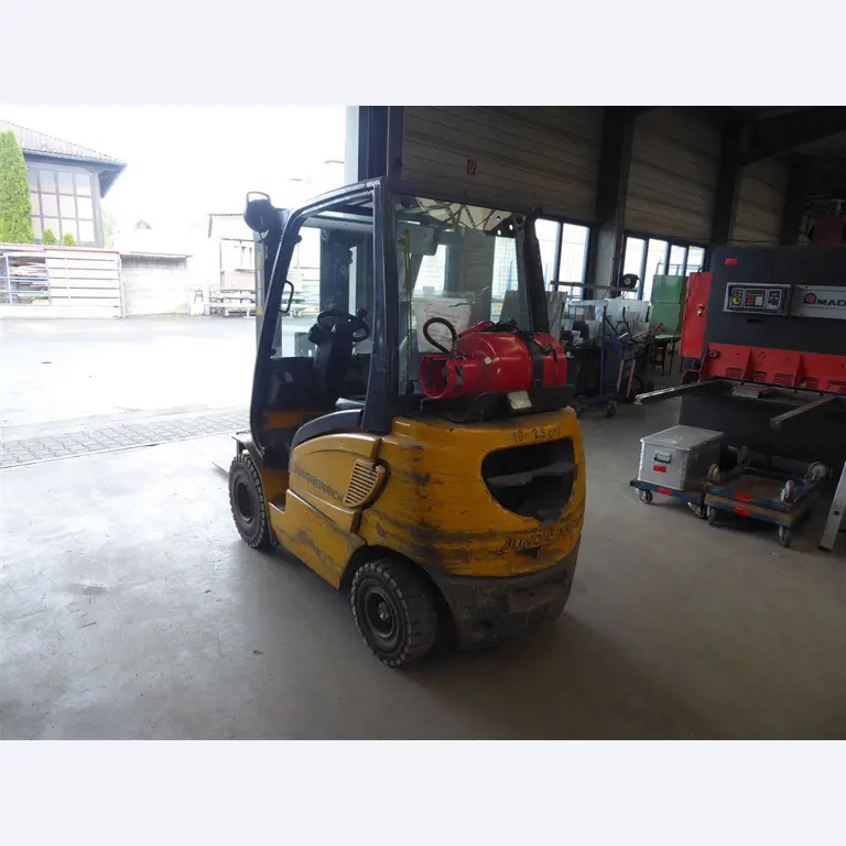 Equipamento operacional e comercial no domínio da construção em aço e metal, tecnologia de soldadura<br>-4