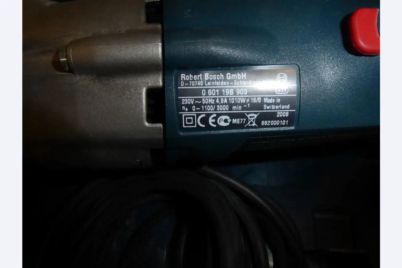 factory and office equipment from the steel and metal construction sector, welding technology<br>-2