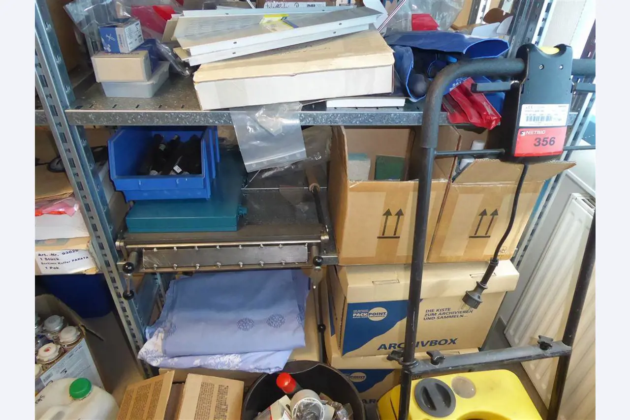 Equipamento operacional e comercial no domínio da construção em aço e metal, tecnologia de soldadura<br>-2