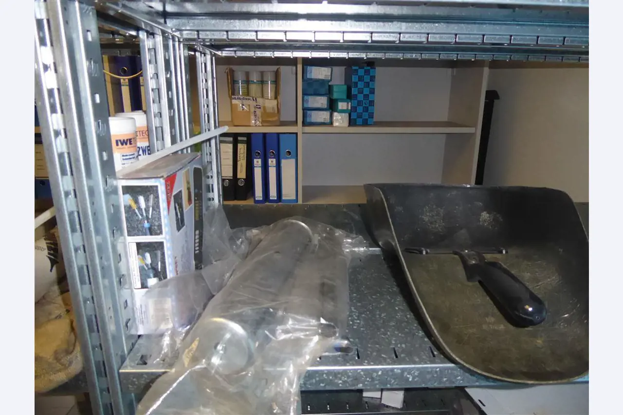 Equipamento operacional e comercial no domínio da construção em aço e metal, tecnologia de soldadura<br>-7