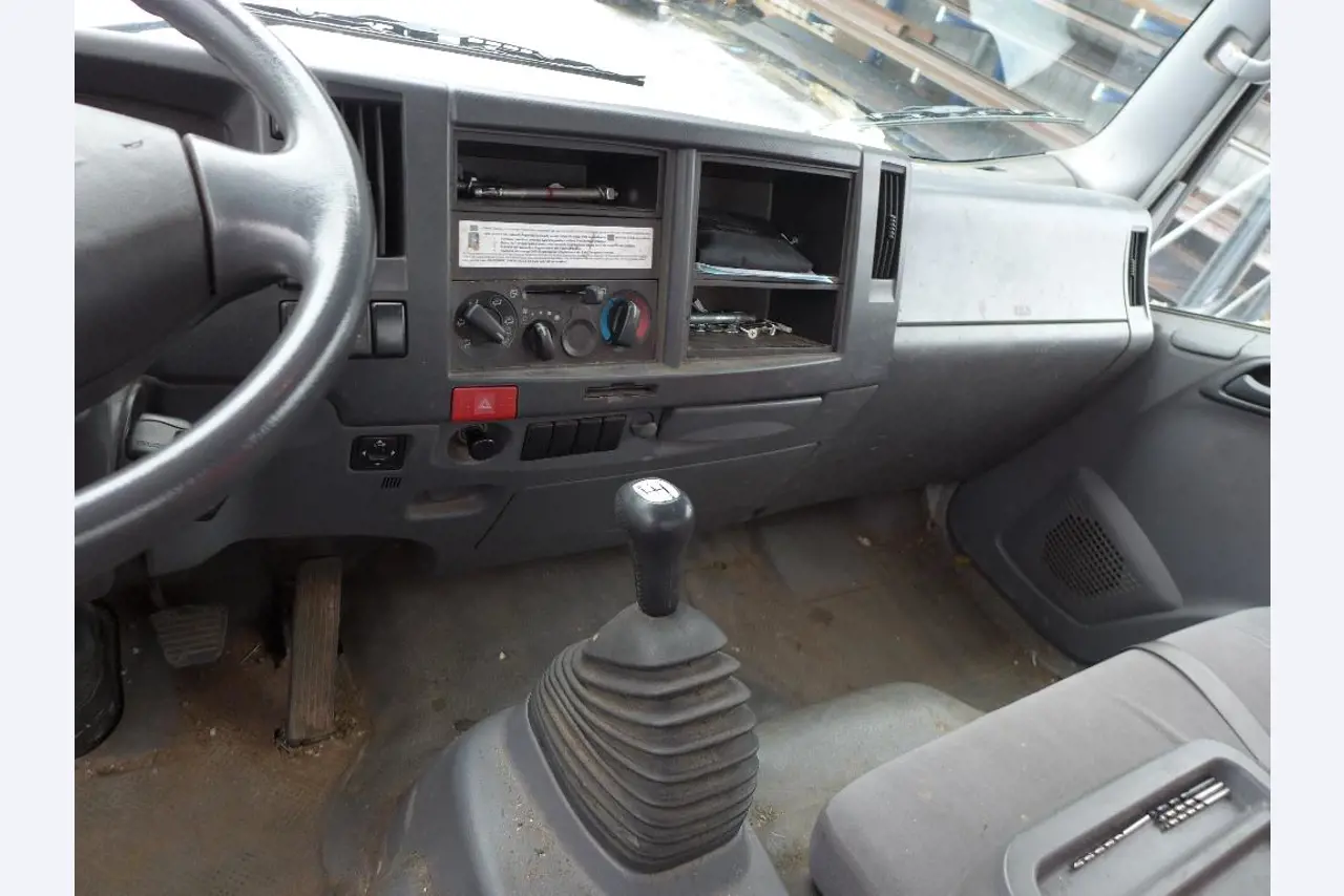 Equipamento operacional e comercial no domínio da construção em aço e metal, tecnologia de soldadura<br>-11