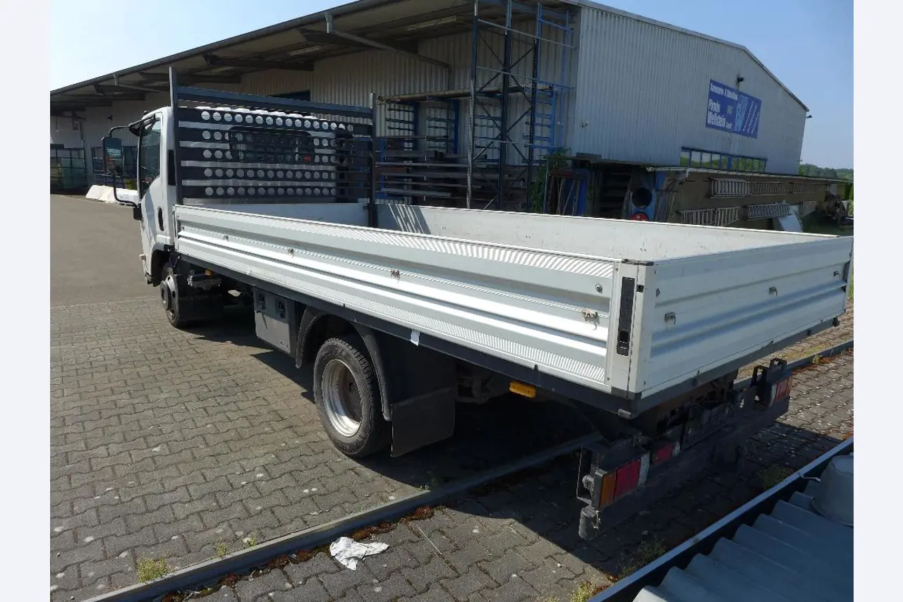 Equipamento operacional e comercial no domínio da construção em aço e metal, tecnologia de soldadura<br>-14