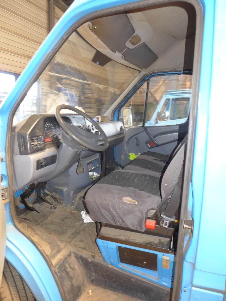 Equipamento operacional e comercial no domínio da construção em aço e metal, tecnologia de soldadura<br>-13