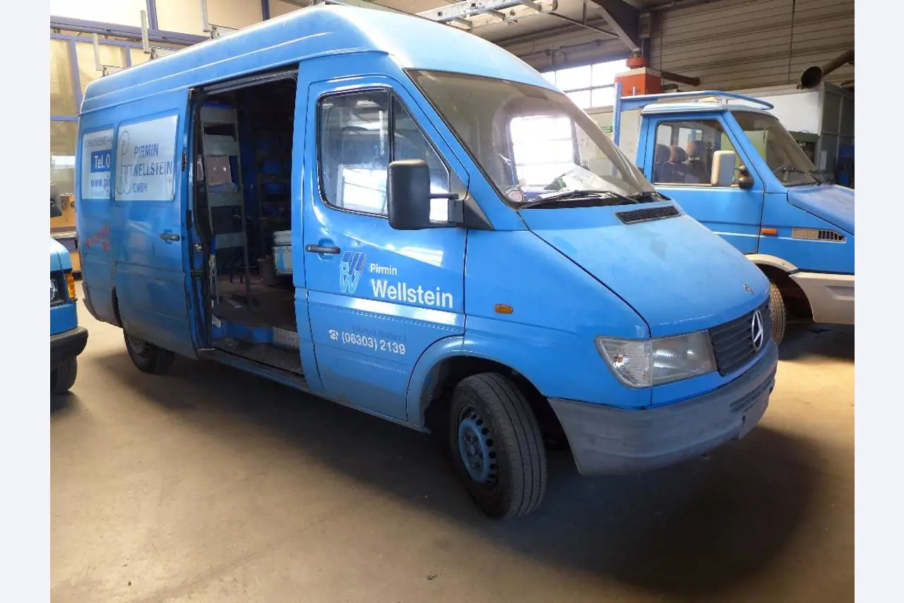 Equipamento operacional e comercial no domínio da construção em aço e metal, tecnologia de soldadura<br>-3