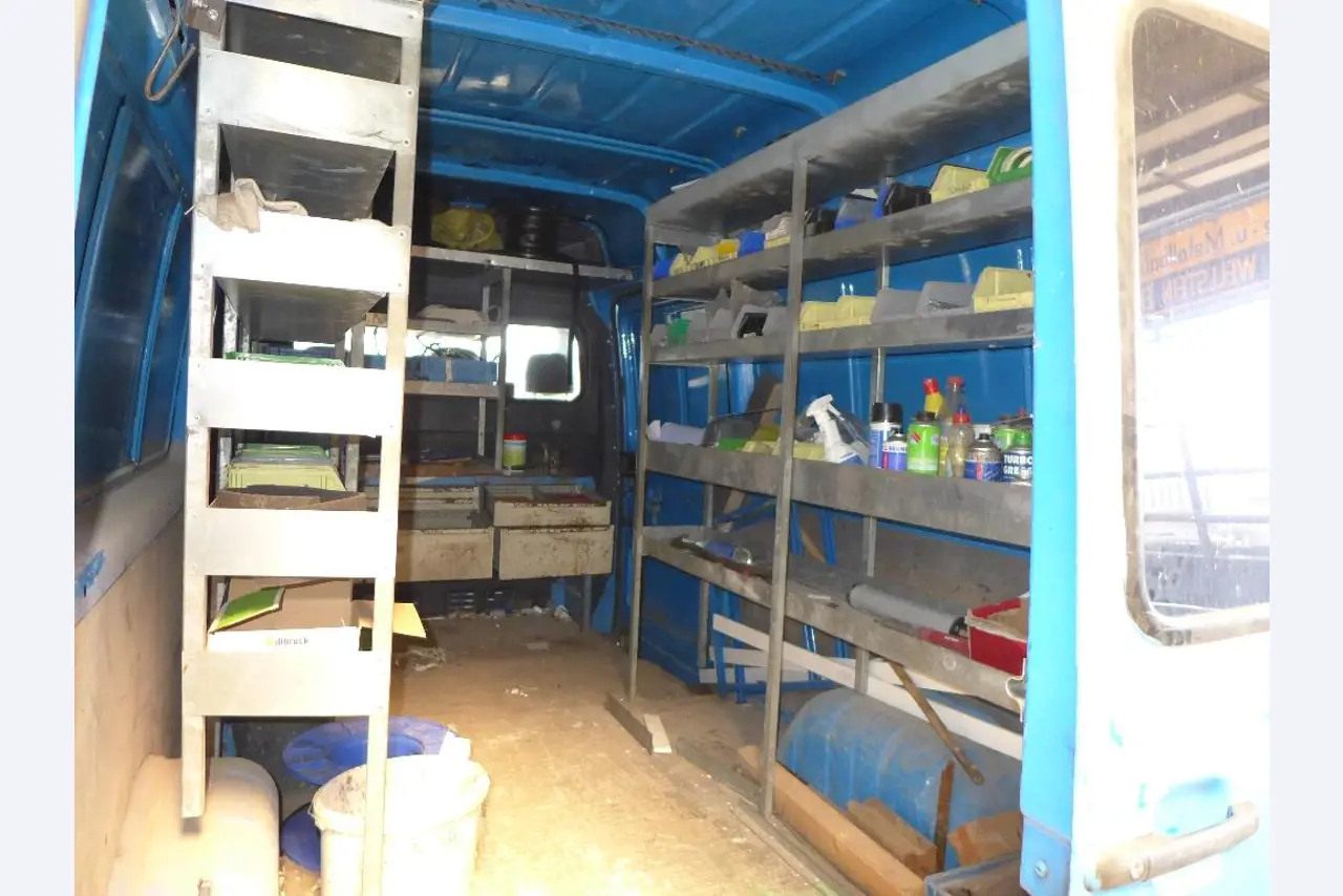 Equipamento operacional e comercial no domínio da construção em aço e metal, tecnologia de soldadura<br>-7