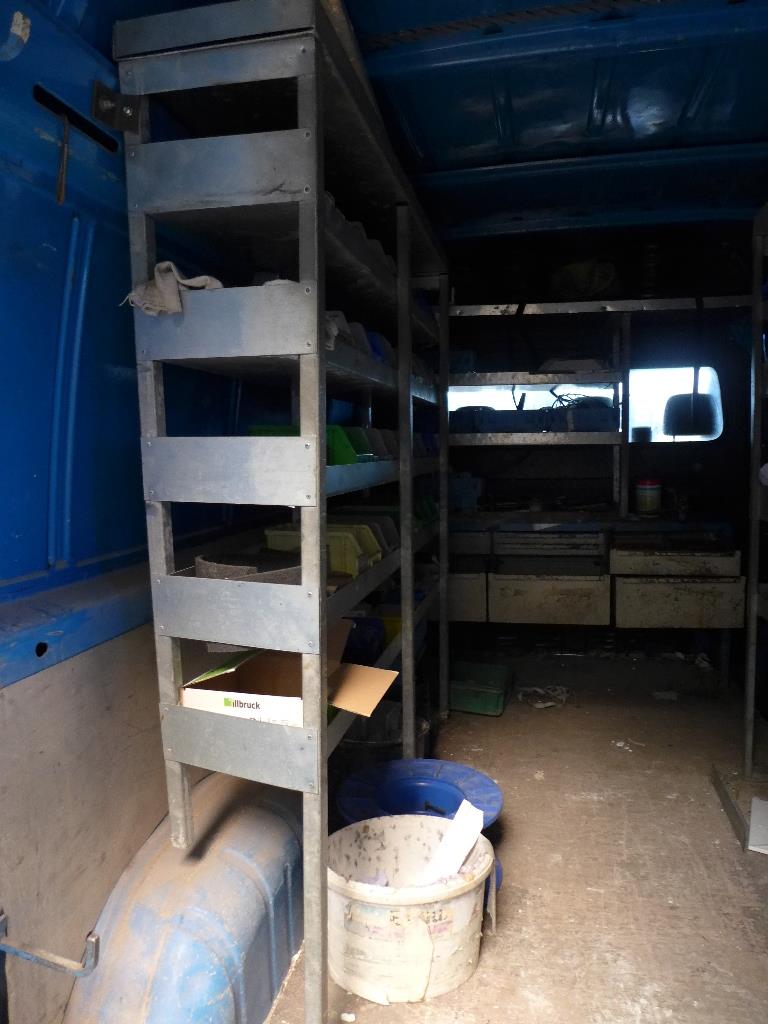 Equipamento operacional e comercial no domínio da construção em aço e metal, tecnologia de soldadura<br>-8