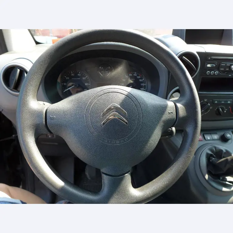 Equipamento operacional e comercial no domínio da construção em aço e metal, tecnologia de soldadura<br>-15