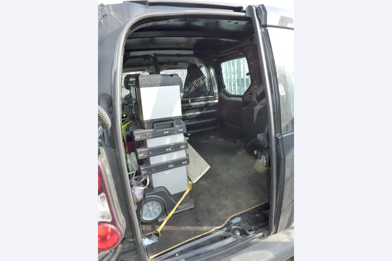 Equipamento operacional e comercial no domínio da construção em aço e metal, tecnologia de soldadura<br>-6