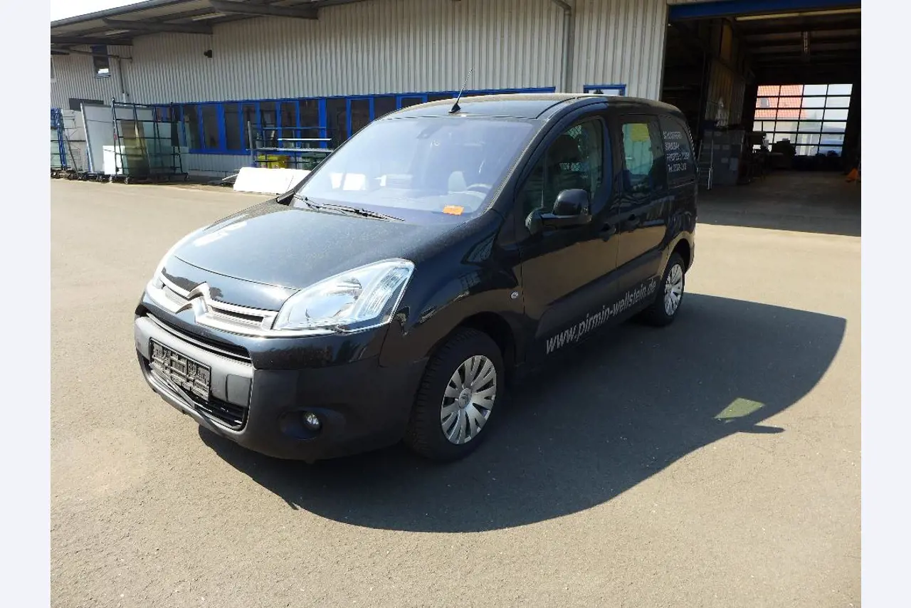 Equipamento operacional e comercial no domínio da construção em aço e metal, tecnologia de soldadura<br>-1