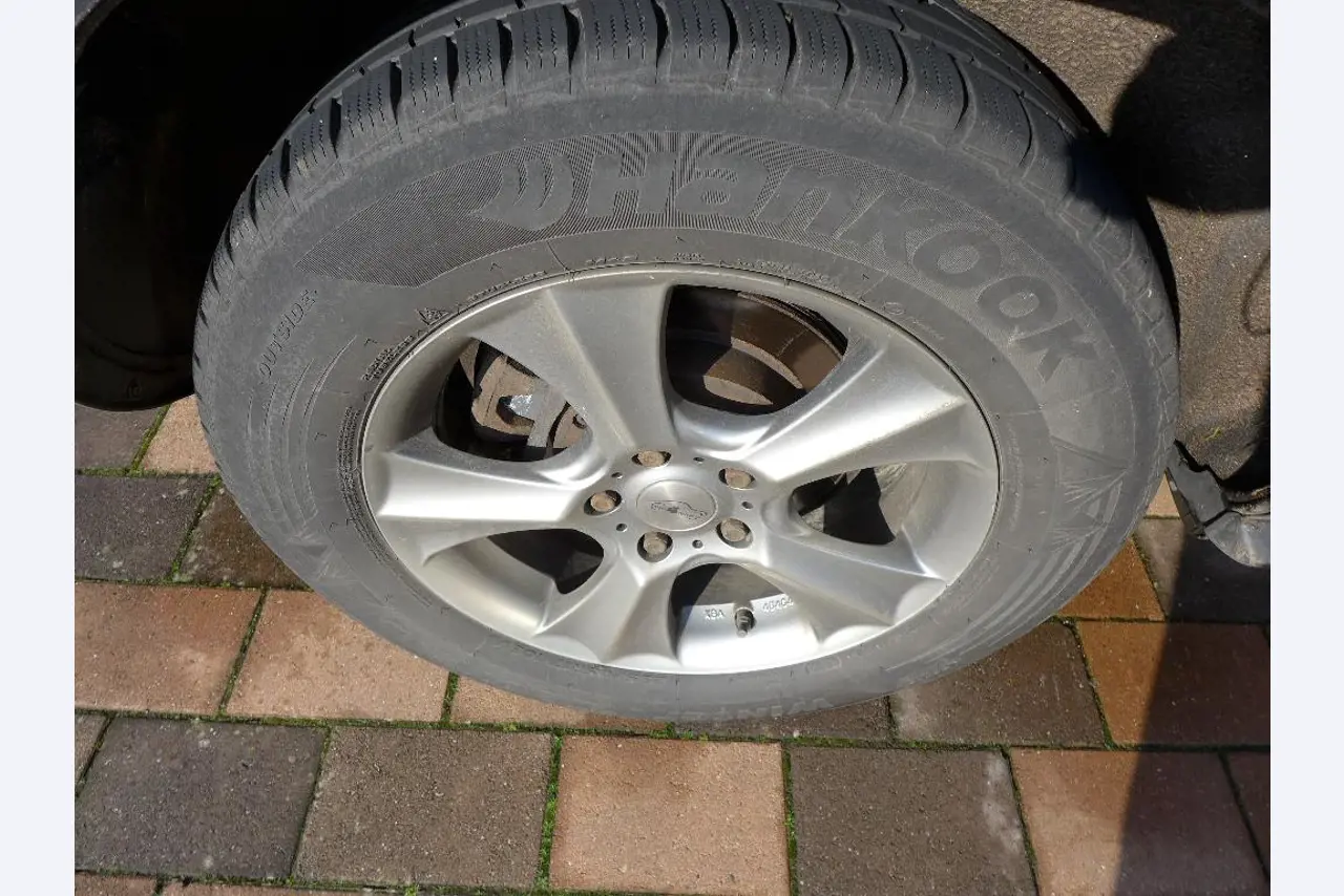 Equipamento operacional e comercial no domínio da construção em aço e metal, tecnologia de soldadura<br>-2