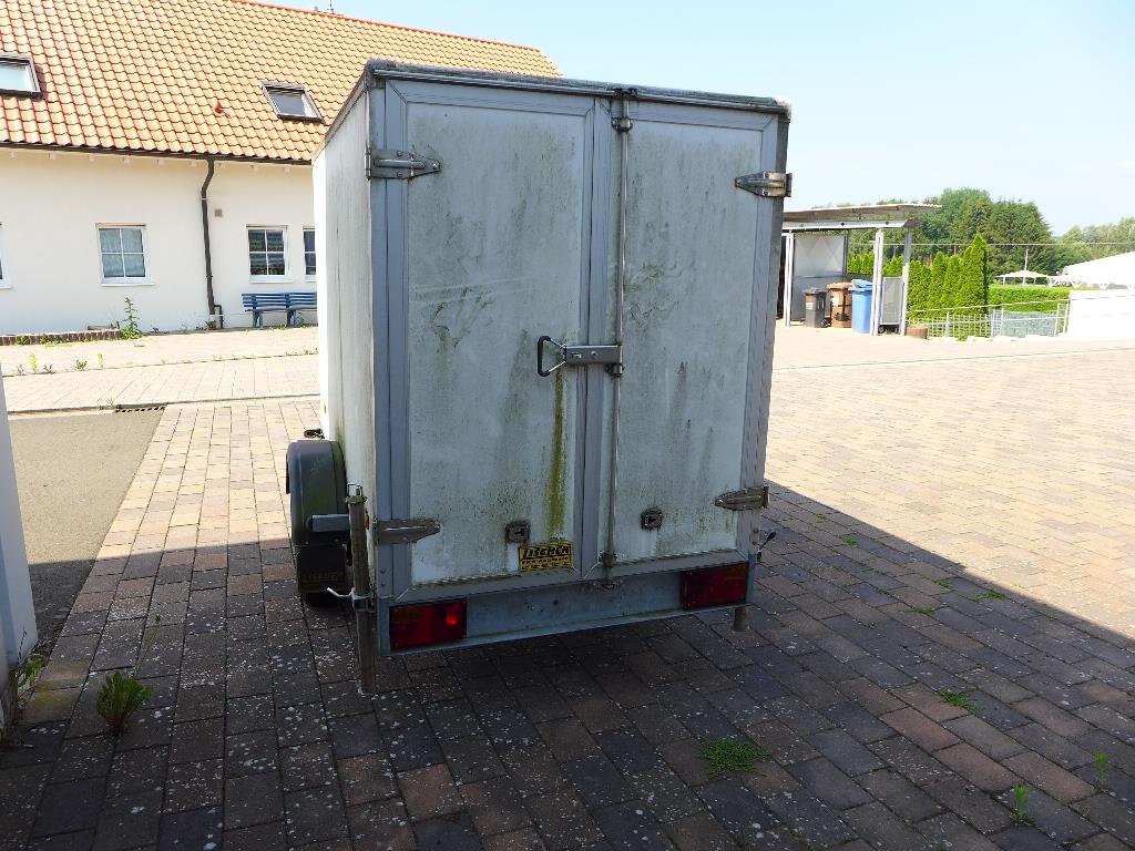 factory and office equipment from the steel and metal construction sector, welding technology<br>-4