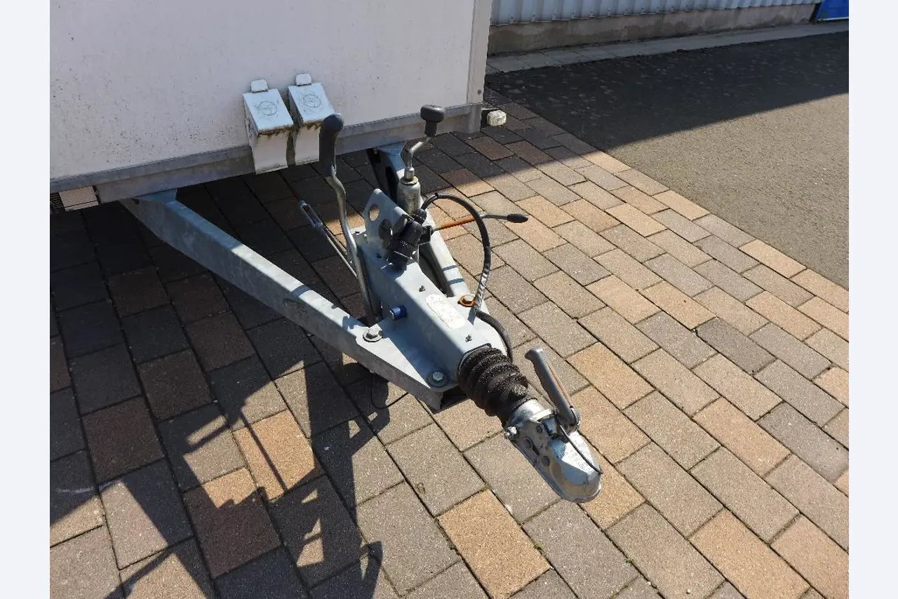 Equipamento operacional e comercial no domínio da construção em aço e metal, tecnologia de soldadura<br>-8