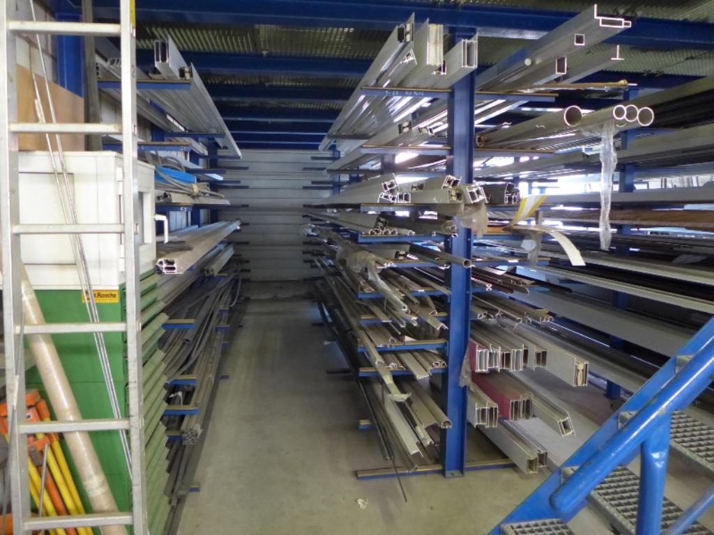 Equipamento operacional e comercial no domínio da construção em aço e metal, tecnologia de soldadura<br>-13