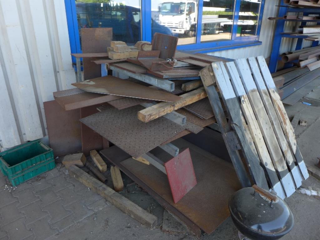 Equipamento operacional e comercial no domínio da construção em aço e metal, tecnologia de soldadura<br>-14