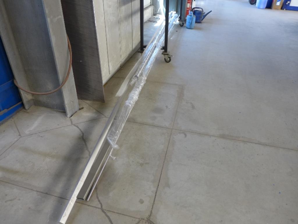 Equipamento operacional e comercial no domínio da construção em aço e metal, tecnologia de soldadura<br>-15