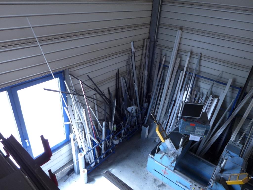 Equipamento operacional e comercial no domínio da construção em aço e metal, tecnologia de soldadura<br>-19