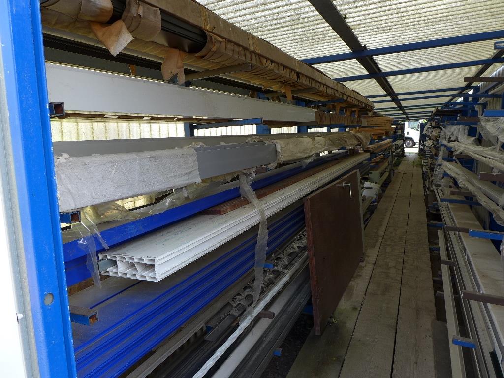 Equipamento operacional e comercial no domínio da construção em aço e metal, tecnologia de soldadura<br>-1