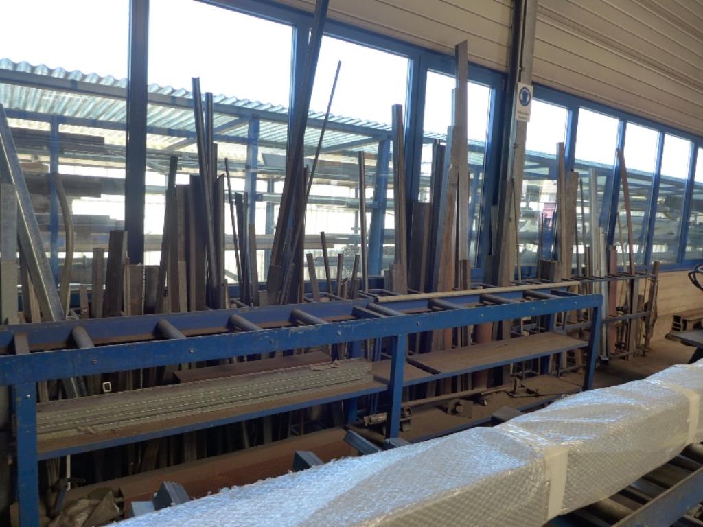 Equipamento operacional e comercial no domínio da construção em aço e metal, tecnologia de soldadura<br>-5