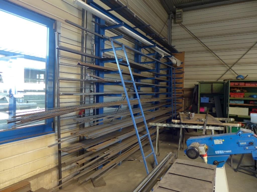 Equipamento operacional e comercial no domínio da construção em aço e metal, tecnologia de soldadura<br>-7