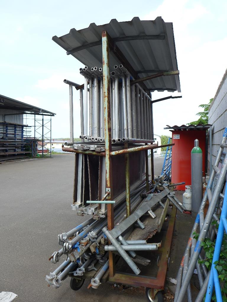 Equipamento operacional e comercial no domínio da construção em aço e metal, tecnologia de soldadura<br>-2