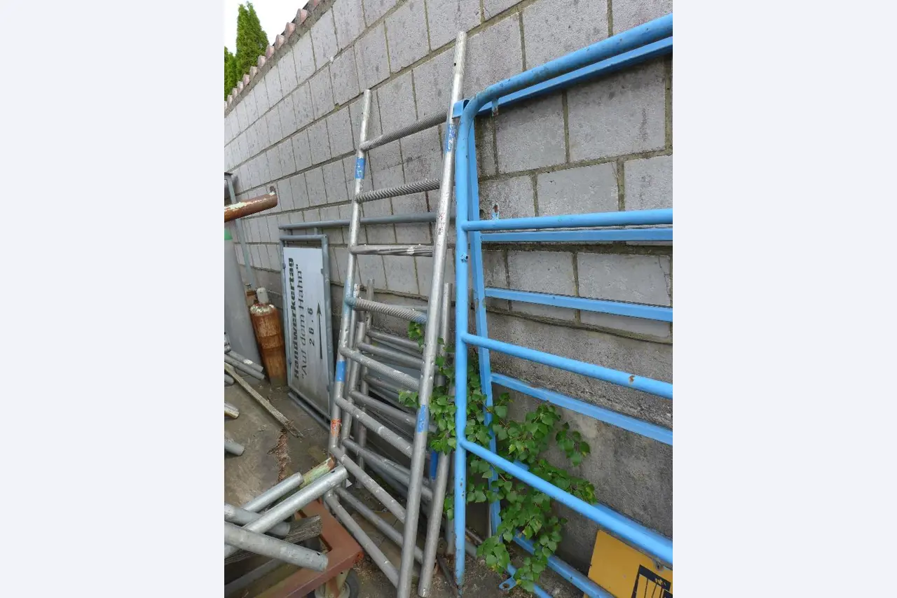 Equipamento operacional e comercial no domínio da construção em aço e metal, tecnologia de soldadura<br>-3