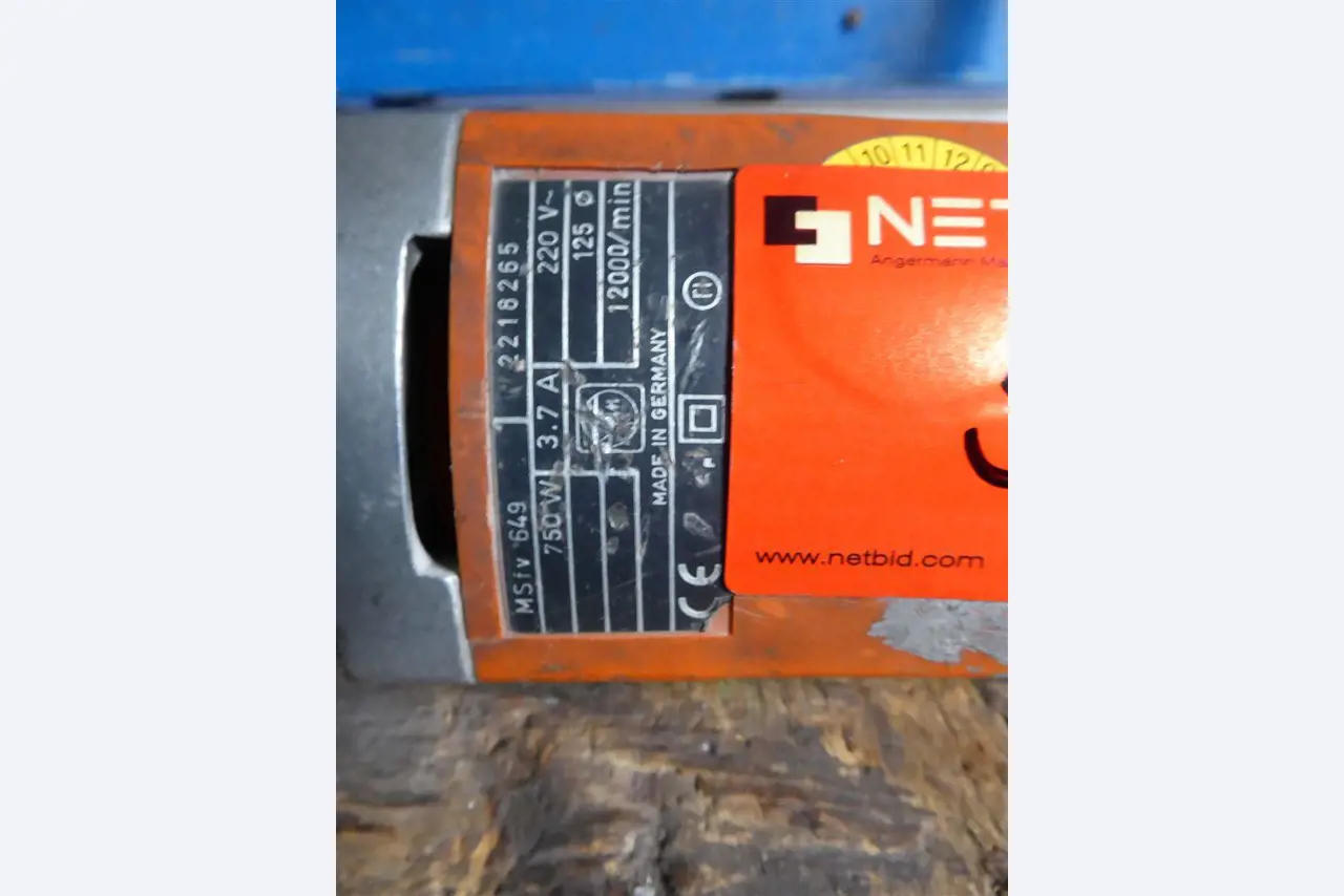 Betriebs- und Geschäftsausstattung aus dem Bereich Stahl- und Metallbau, Schweißtechnik<br>-2