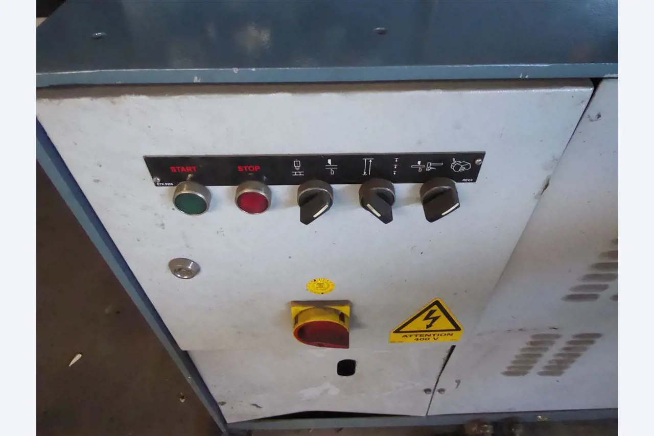 Equipamento operacional e comercial no domínio da construção em aço e metal, tecnologia de soldadura<br>-7