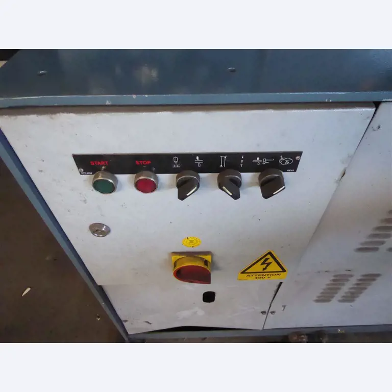 Equipamento operacional e comercial no domínio da construção em aço e metal, tecnologia de soldadura<br>-7