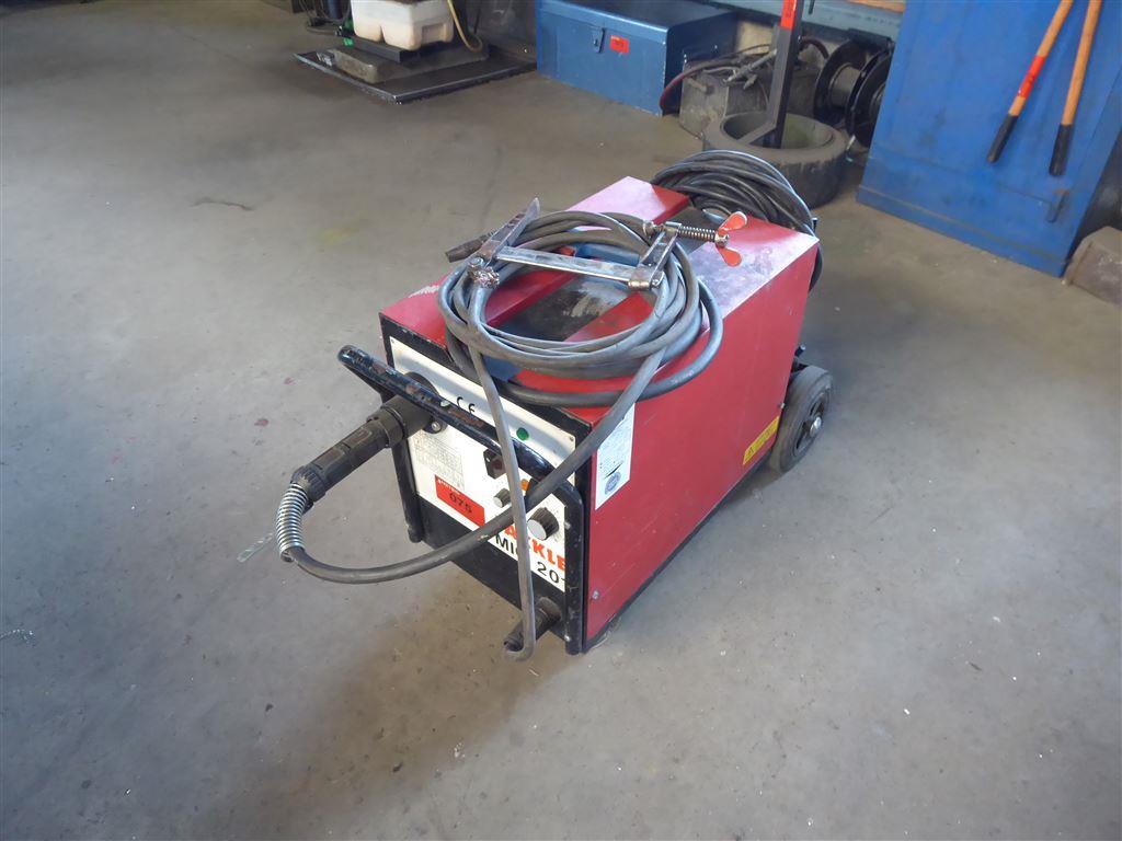 factory and office equipment from the steel and metal construction sector, welding technology<br>-1