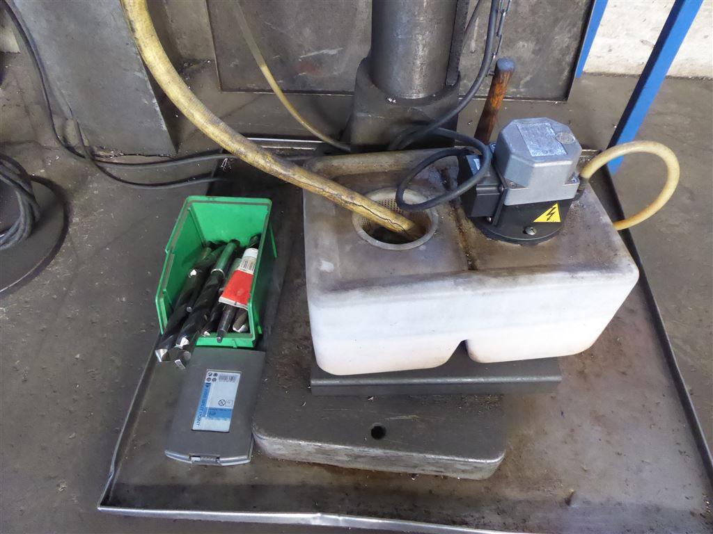 Equipamento operacional e comercial no domínio da construção em aço e metal, tecnologia de soldadura<br>-5