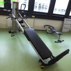 Funkcionalni terminal z nagnjeno mizo Total Gym GTS