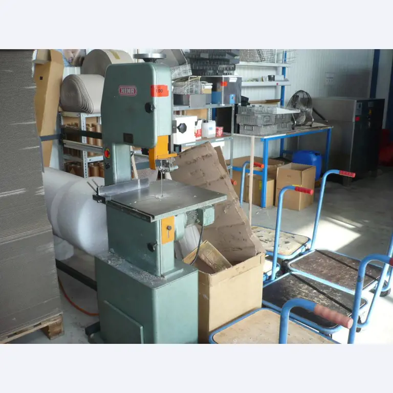 Tornos e fresadoras CNC, rectificadoras CNC, centros de maquinagem CNC-1