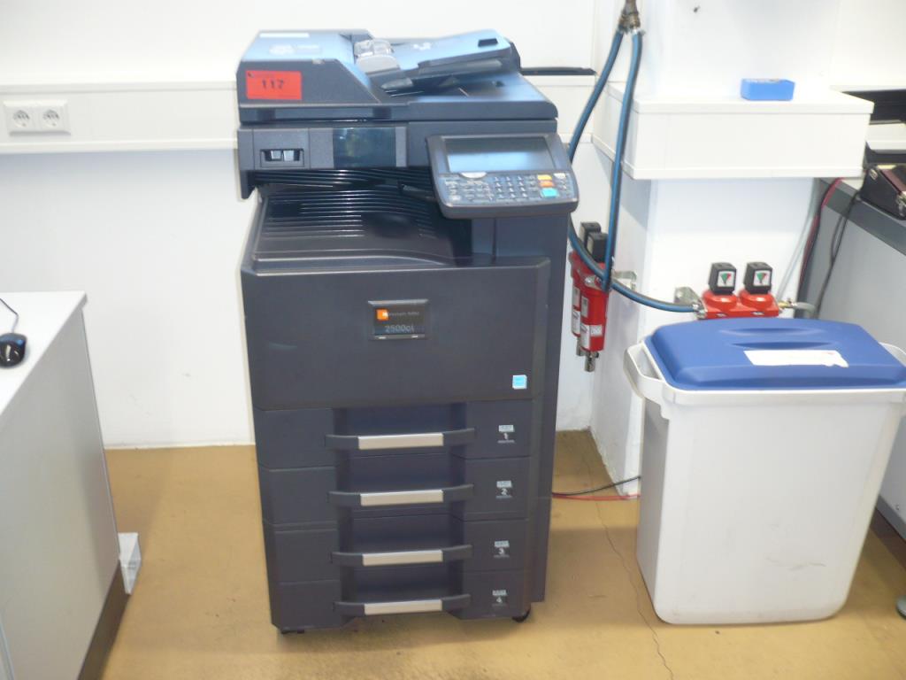 Tornos e fresadoras CNC, rectificadoras CNC, centros de maquinagem CNC-1