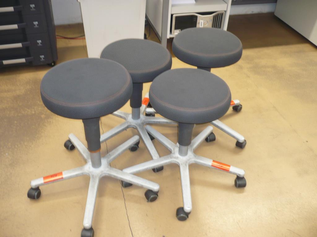 Tornos e fresadoras CNC, rectificadoras CNC, centros de maquinagem CNC-1