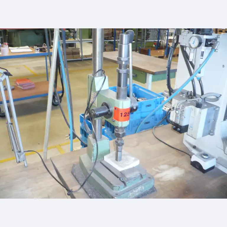 Tornos e fresadoras CNC, rectificadoras CNC, centros de maquinagem CNC-2