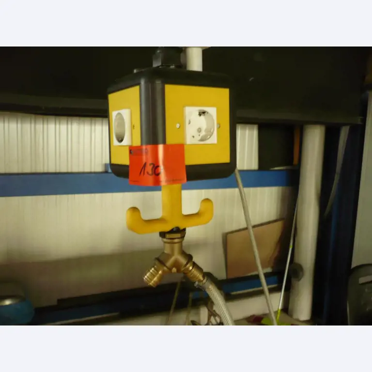 Tornos e fresadoras CNC, rectificadoras CNC, centros de maquinagem CNC-2