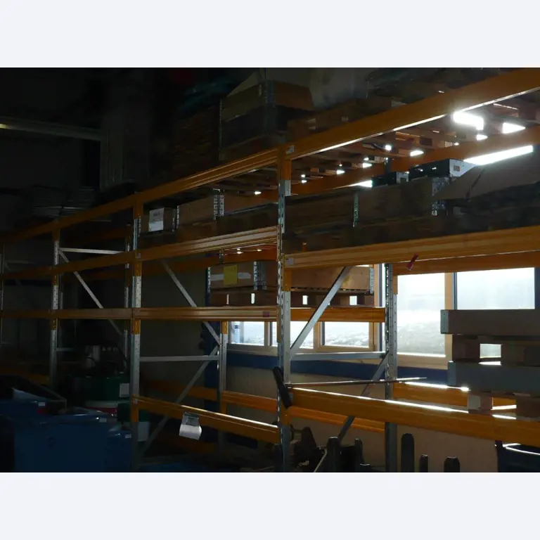 Tornos e fresadoras CNC, rectificadoras CNC, centros de maquinagem CNC-1