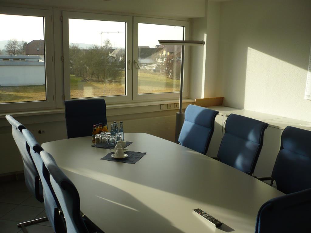 Tornos e fresadoras CNC, rectificadoras CNC, centros de maquinagem CNC-2