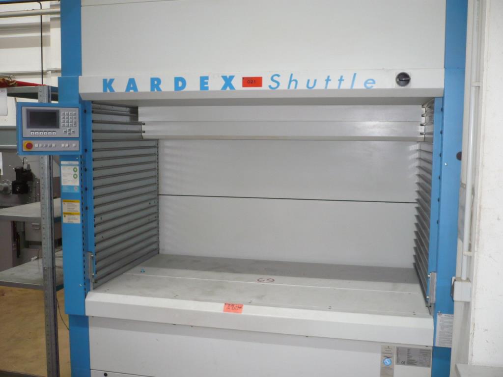 Tornos e fresadoras CNC, rectificadoras CNC, centros de maquinagem CNC-2