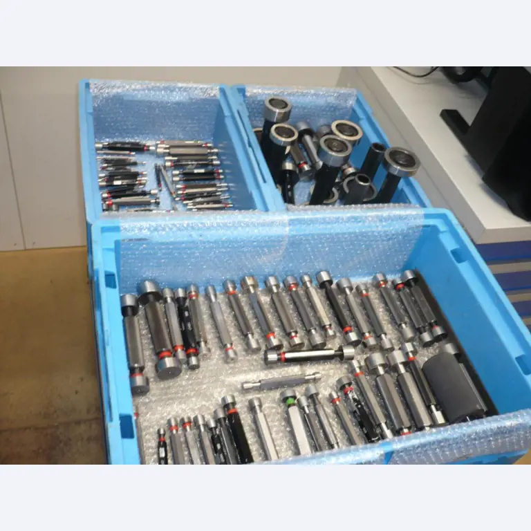 Tornos e fresadoras CNC, rectificadoras CNC, centros de maquinagem CNC-2