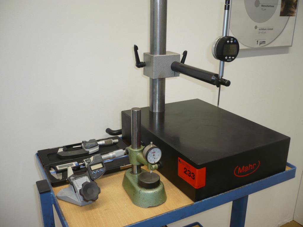 Tornos e fresadoras CNC, rectificadoras CNC, centros de maquinagem CNC-1