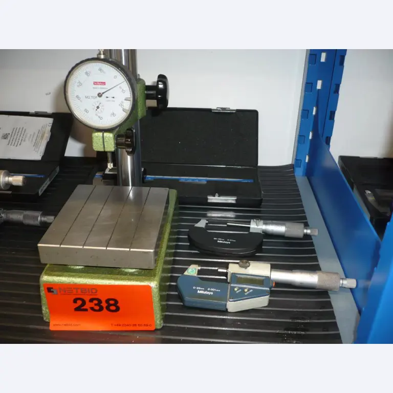 Stroji za struženje in rezkanje CNC, brusilni stroji CNC, obdelovalni centri CNC-1